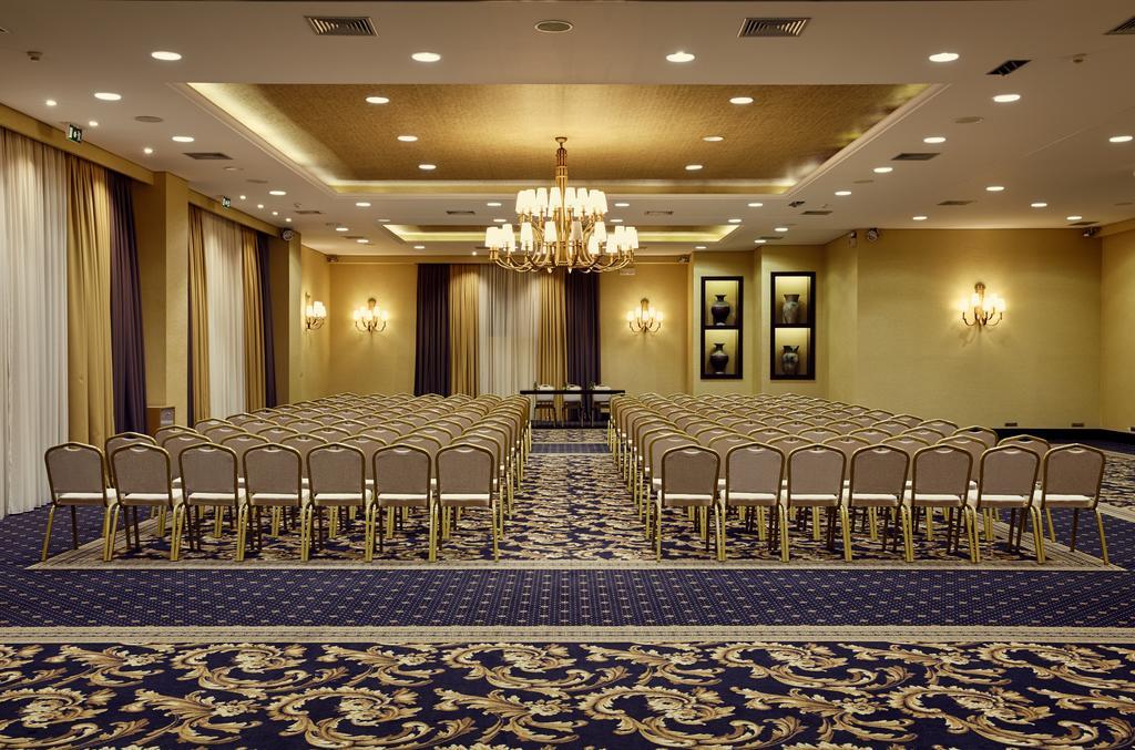 Limneon Resort & Spa Kastoria Exterior photo The ballroom