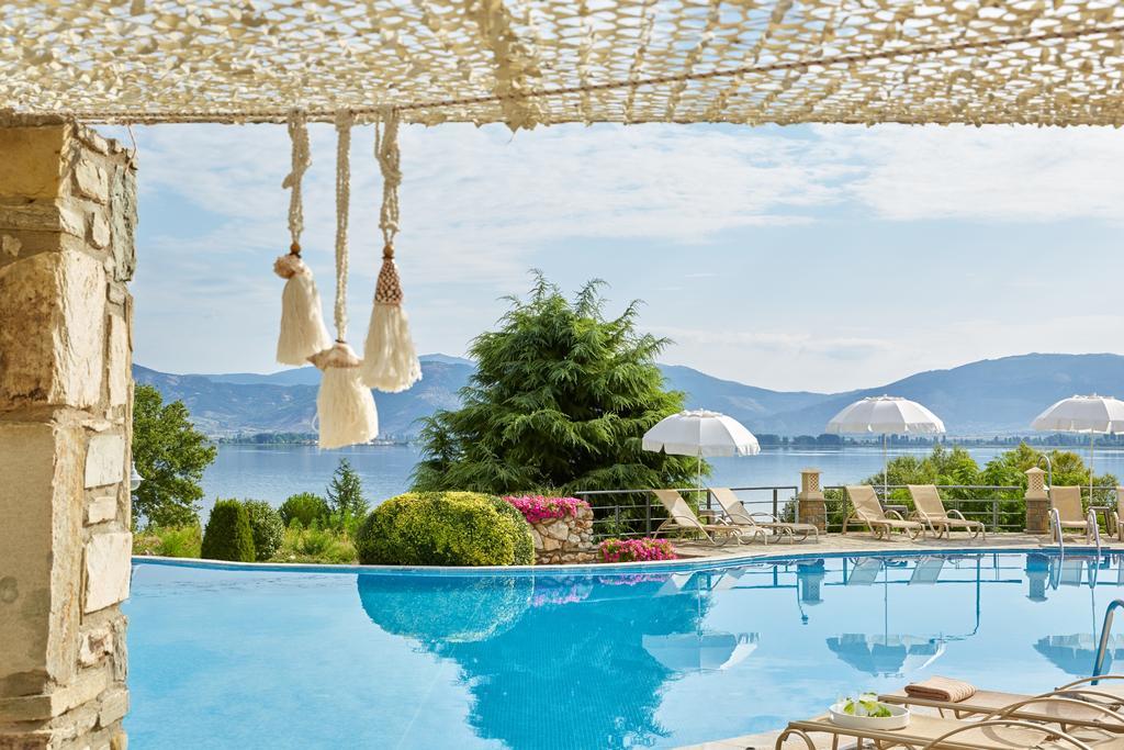 Limneon Resort & Spa Kastoria Exterior photo The pool at the hotel